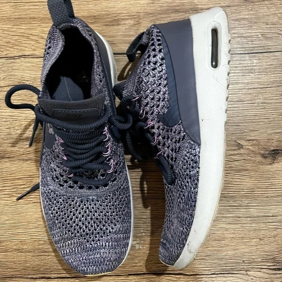 Nike Women's Athletic Shoes - Black and Purple - Picture 2 of 6